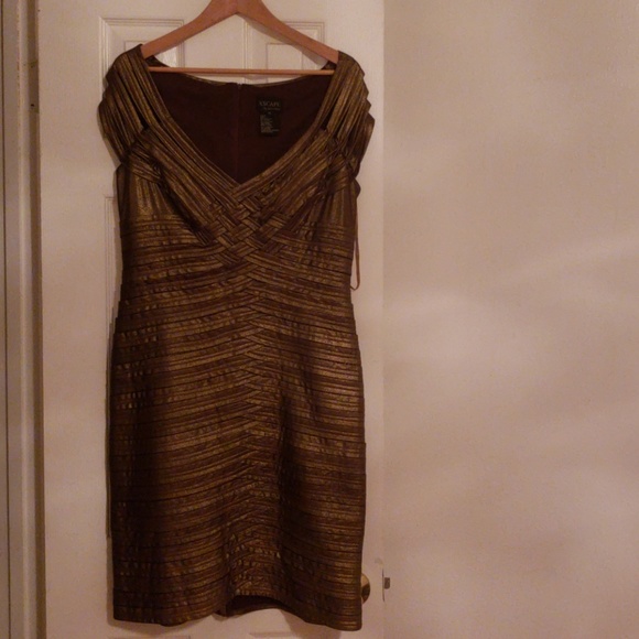 Xscape Dresses & Skirts - Evening dress